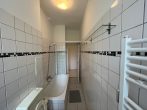 Moeblierte 2 Zimmer Wohnung nahe des Theodor-Heuss-Platzes - Badezimmer