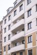 Zentrumsnah wohnen: 3-Zimmer-Wohnung mit Terrasse und EBK in zeitgemäßem Neubau - Hausansicht - 2