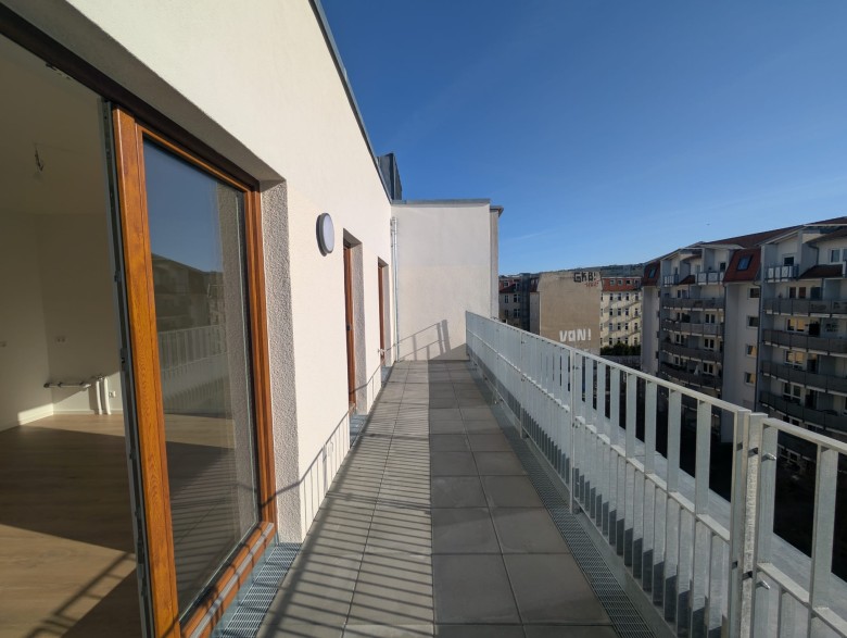 Brandneue Moderne 2-Zimmer-Wohnung in Friedrichshain
