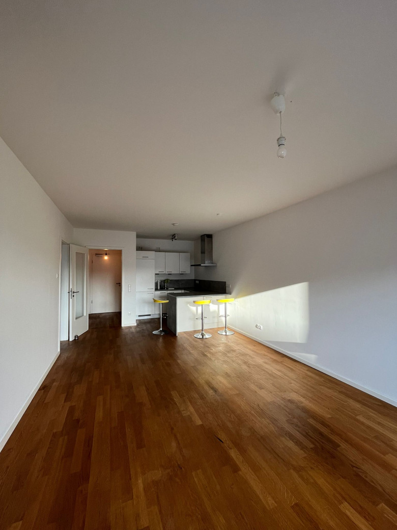Stilvolle 2 – Zimmerwohnung mit EBK und Loggia im Samariterviertel zu vermieten