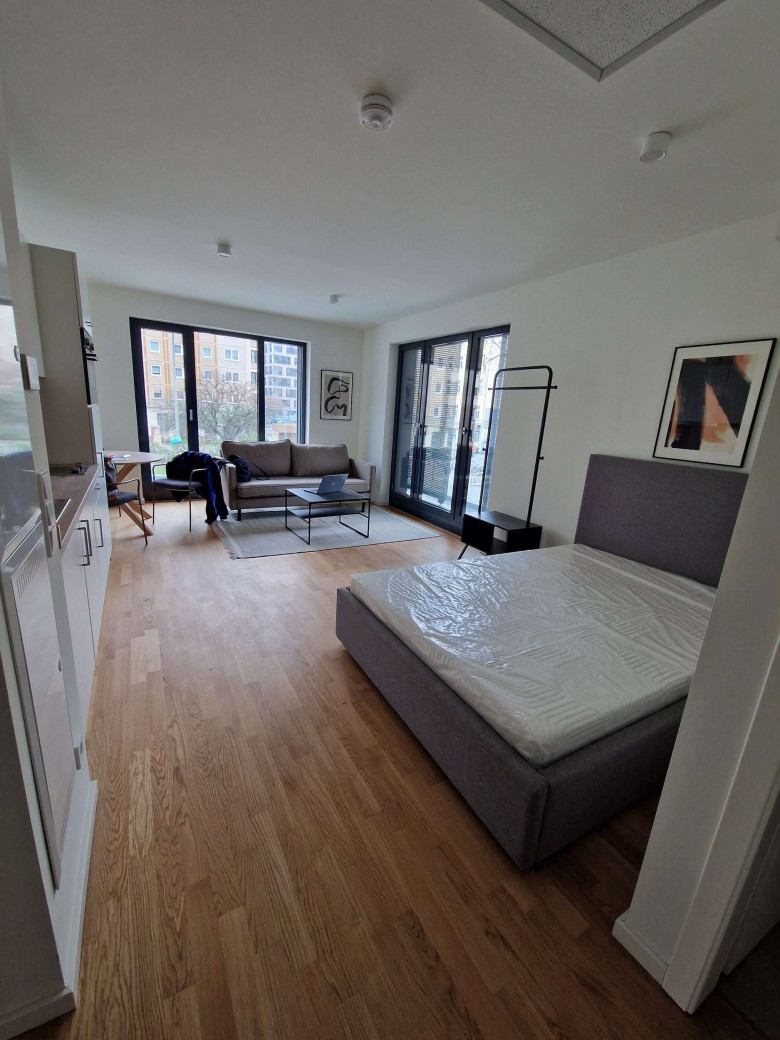 Möbliertes Studio Apartment nahe Jannowitzbrücke mit EBK und Waschmaschine